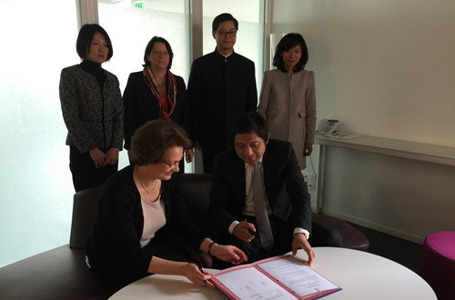 Peng Peio visited China__ Peng Zuoyang School Youth League Committee Deputy Secretary